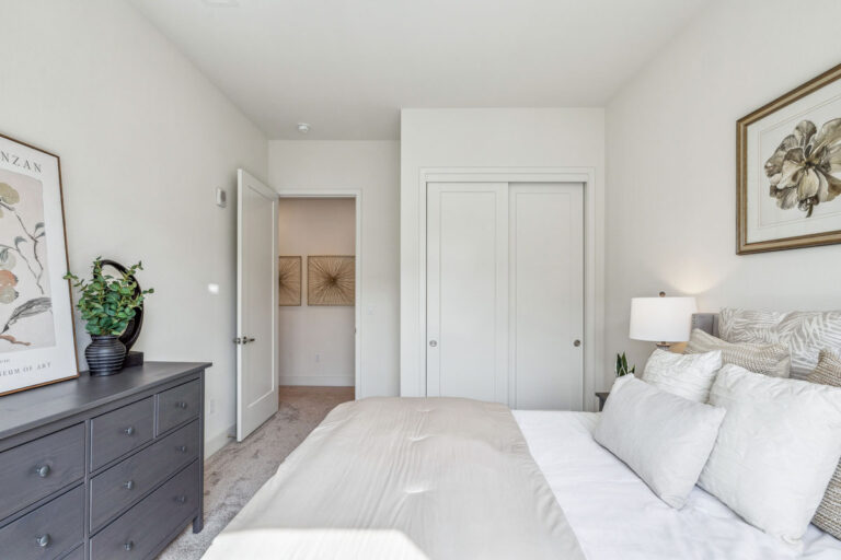 047-1078-foster-square-lane-401.78308.p2k.047